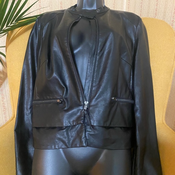 Sisley Leather Jacket. Gently pre-worn. - Picture 4 of 6